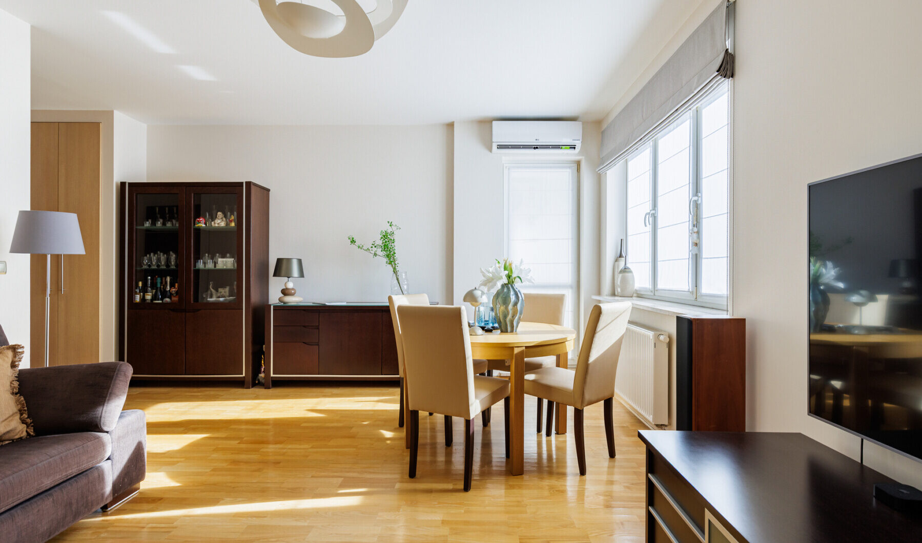Mieszkanie na sprzedaż - Warszawa, Wola, ul. Jana Olbrachta, Vilea Property Butique 1
