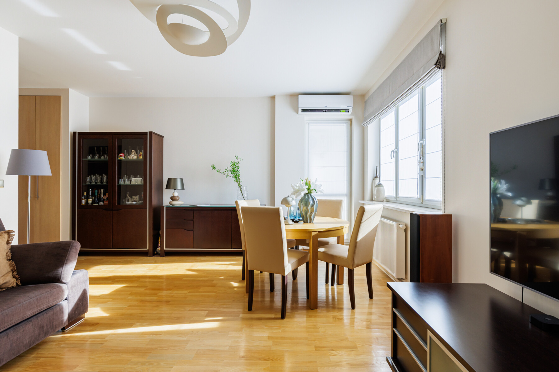 Mieszkanie na sprzedaż - Warszawa, Wola, ul. Jana Olbrachta, Vilea Property Butique 1