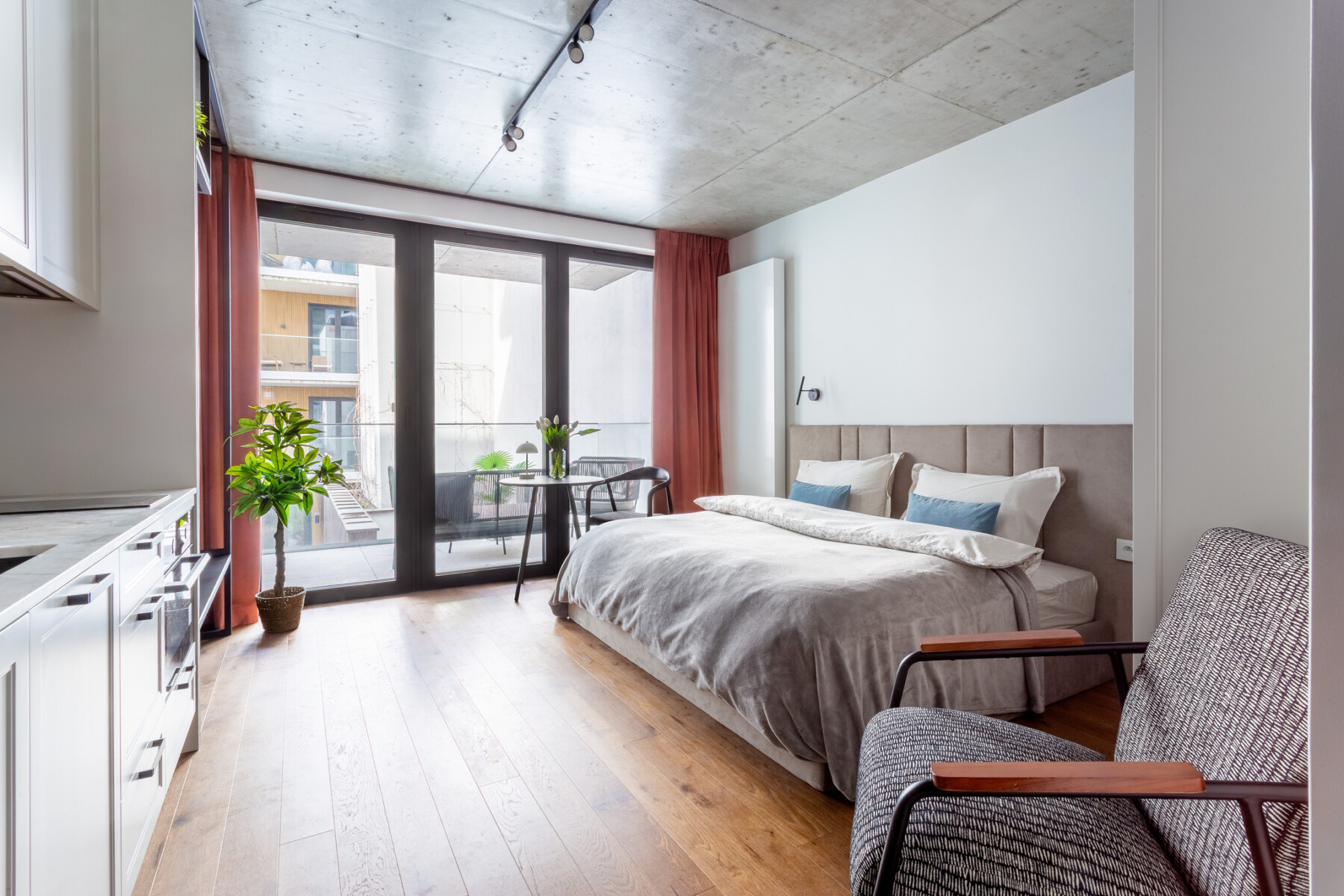 Mieszkanie na sprzedaż - Warszawa, Śródmieście, ul. Emilii Plater, Vilea Property Butique 1