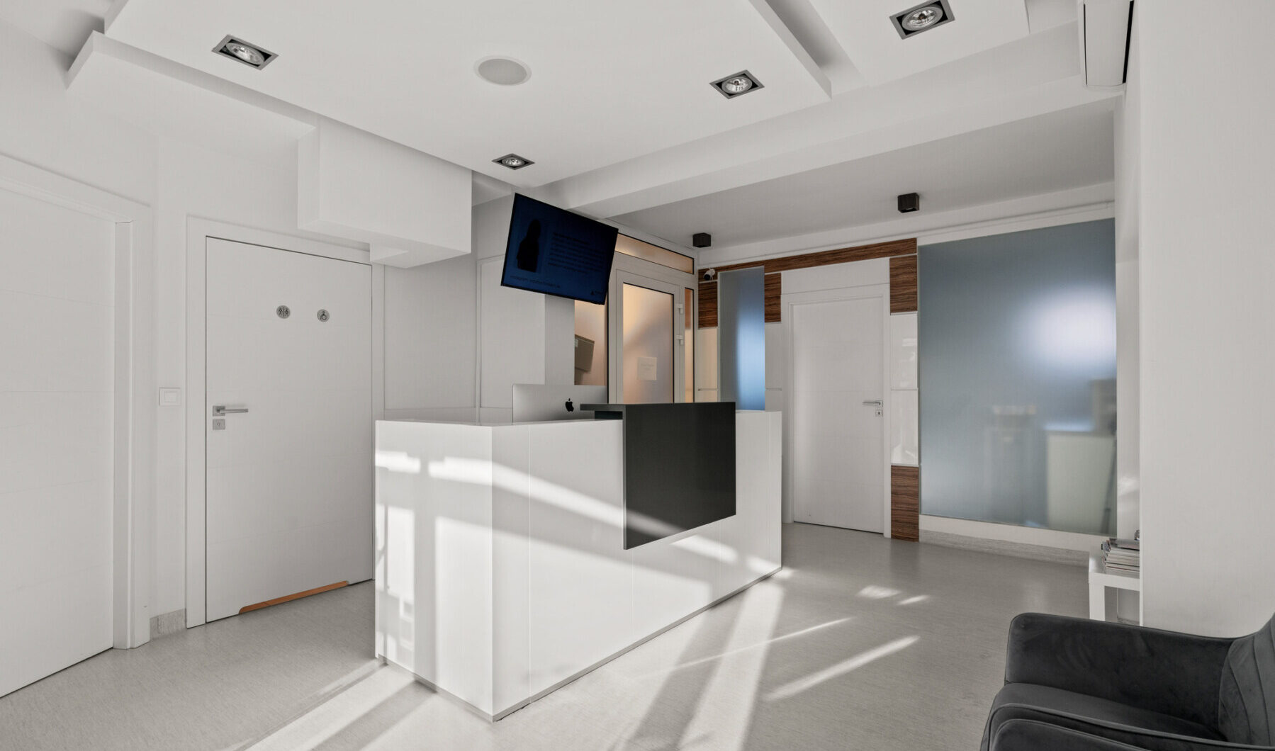 Lokal komercyjny do wynajęcia - Warszawa, Wilanów, Vilea Property Butique 1
