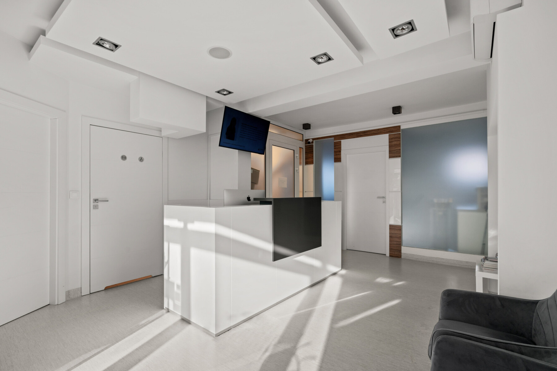 Lokal komercyjny do wynajęcia - Warszawa, Wilanów, Vilea Property Butique 1