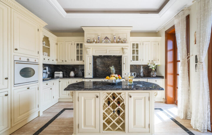 Dom na sprzedaż - Łomna-Las, Czosnów, Vilea Property Butique 1