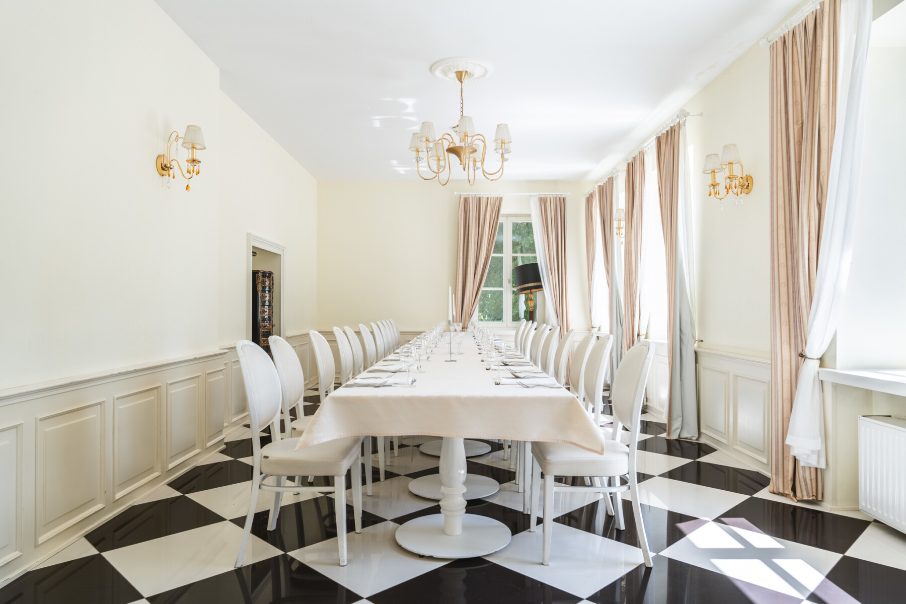 Dom na sprzedaż - Żaków, Siennica, Vilea Property Butique 16