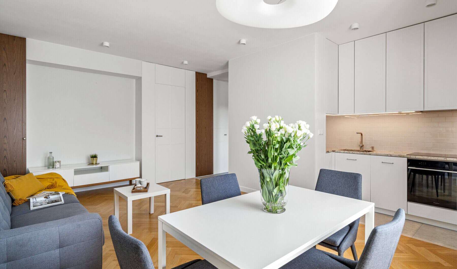 Mieszkanie do wynajęcia - Warszawa, Śródmieście, ul. al. Wyzwolenia, Vilea Property Butique 3