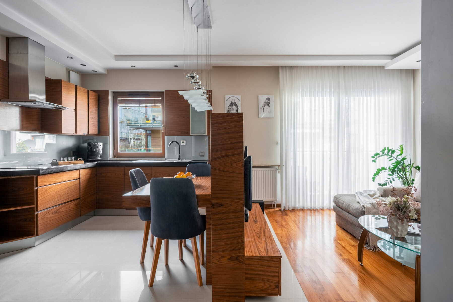 Mieszkanie do wynajęcia - Warszawa, Wilanów, ul. Sarmacka, Vilea Property Butique 1