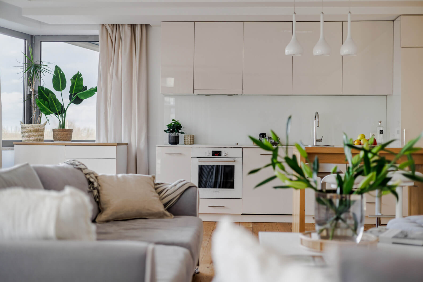 Mieszkanie do wynajęcia - Warszawa, Śródmieście, ul. Książęca, Vilea Property Butique 1