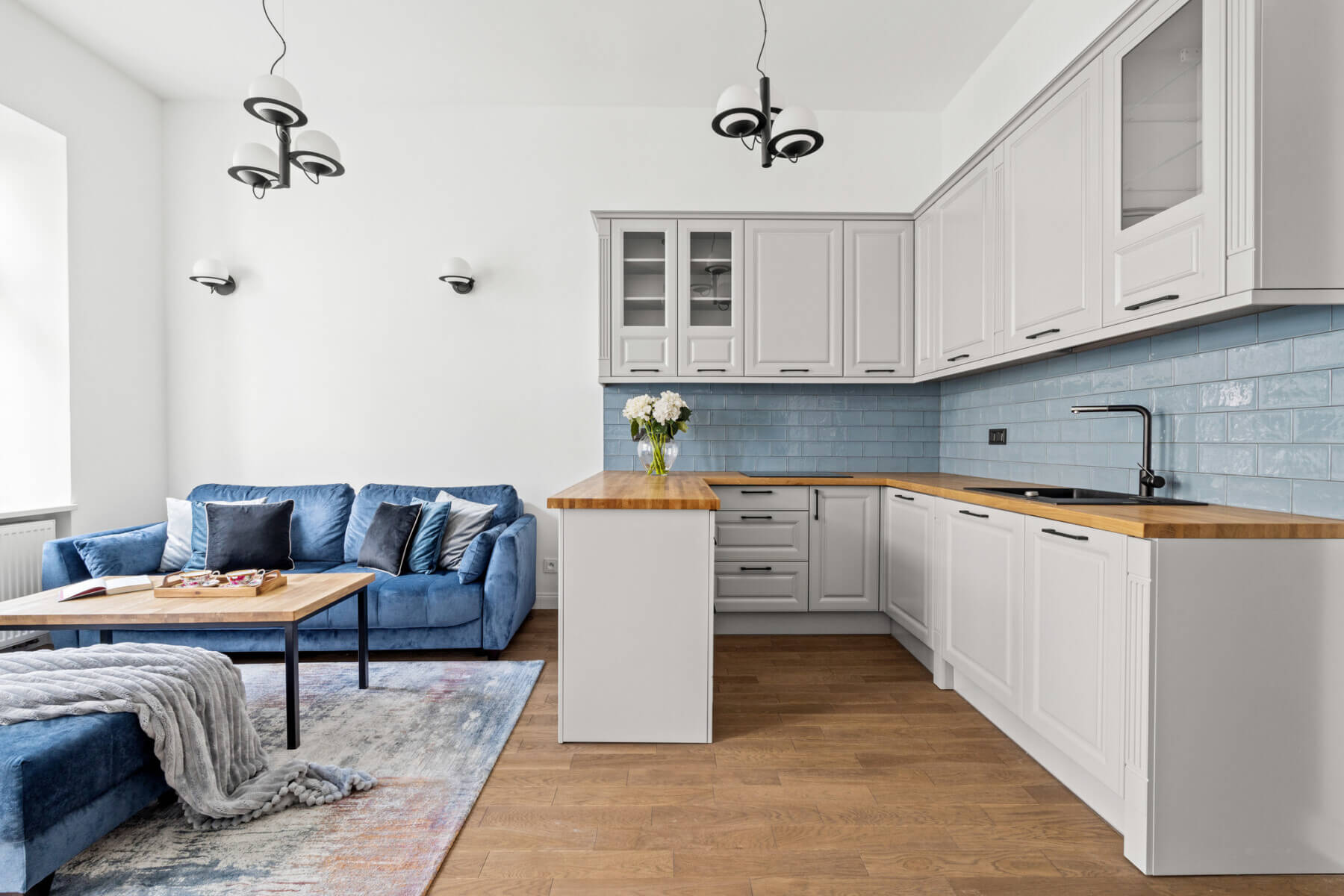 Mieszkanie na sprzedaż - Warszawa, ul. Poznańska, Vilea Property Butique 1