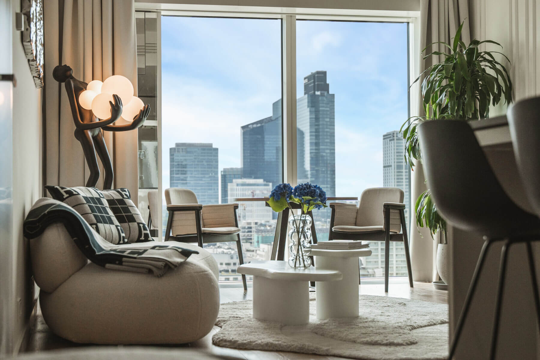 Mieszkanie na sprzedaż - Warszawa, Śródmieście, ul. Złota, Vilea Property Butique 1