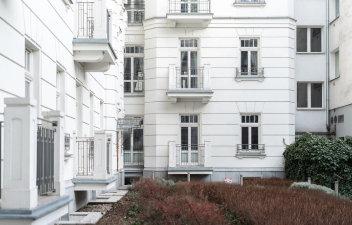 Lokal komercyjny na sprzedaż - Warszawa, Śródmieście, Vilea Property Butique 1