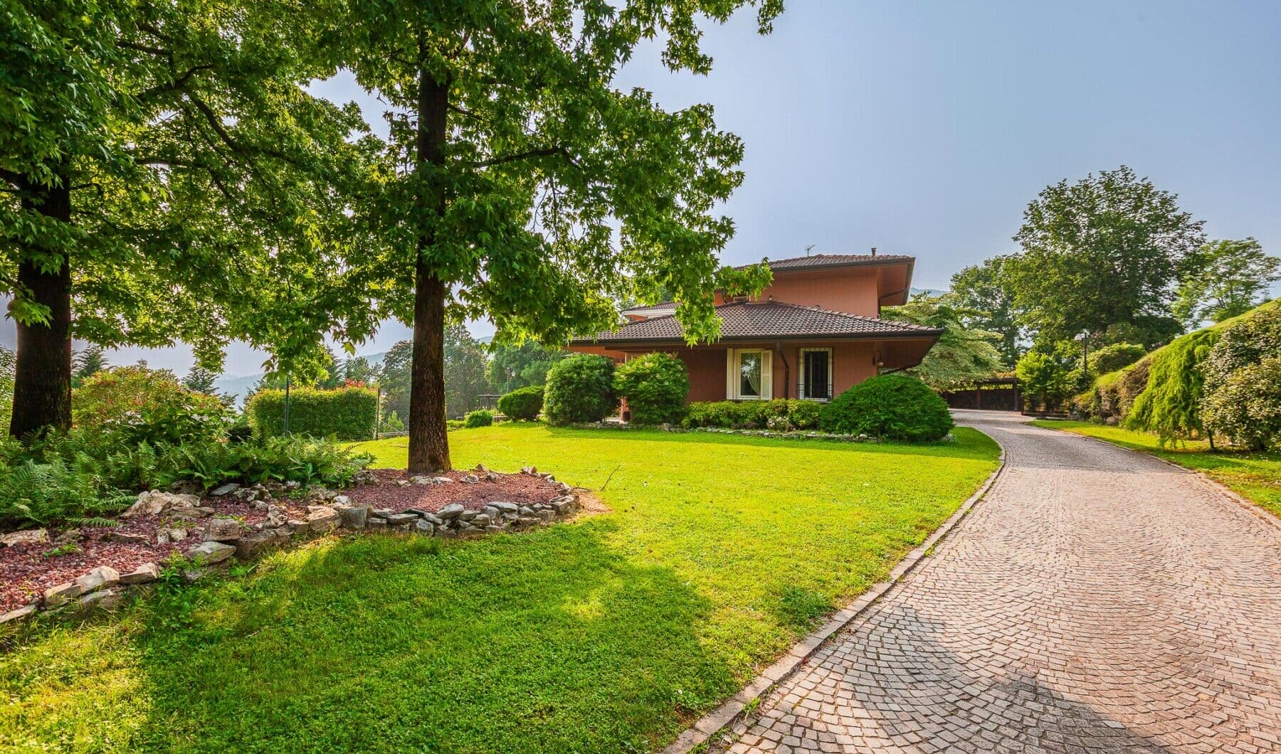 Dom na sprzedaż - Como, Longone al Segrino, ul. Via Bressanella, Vilea Property Butique 4