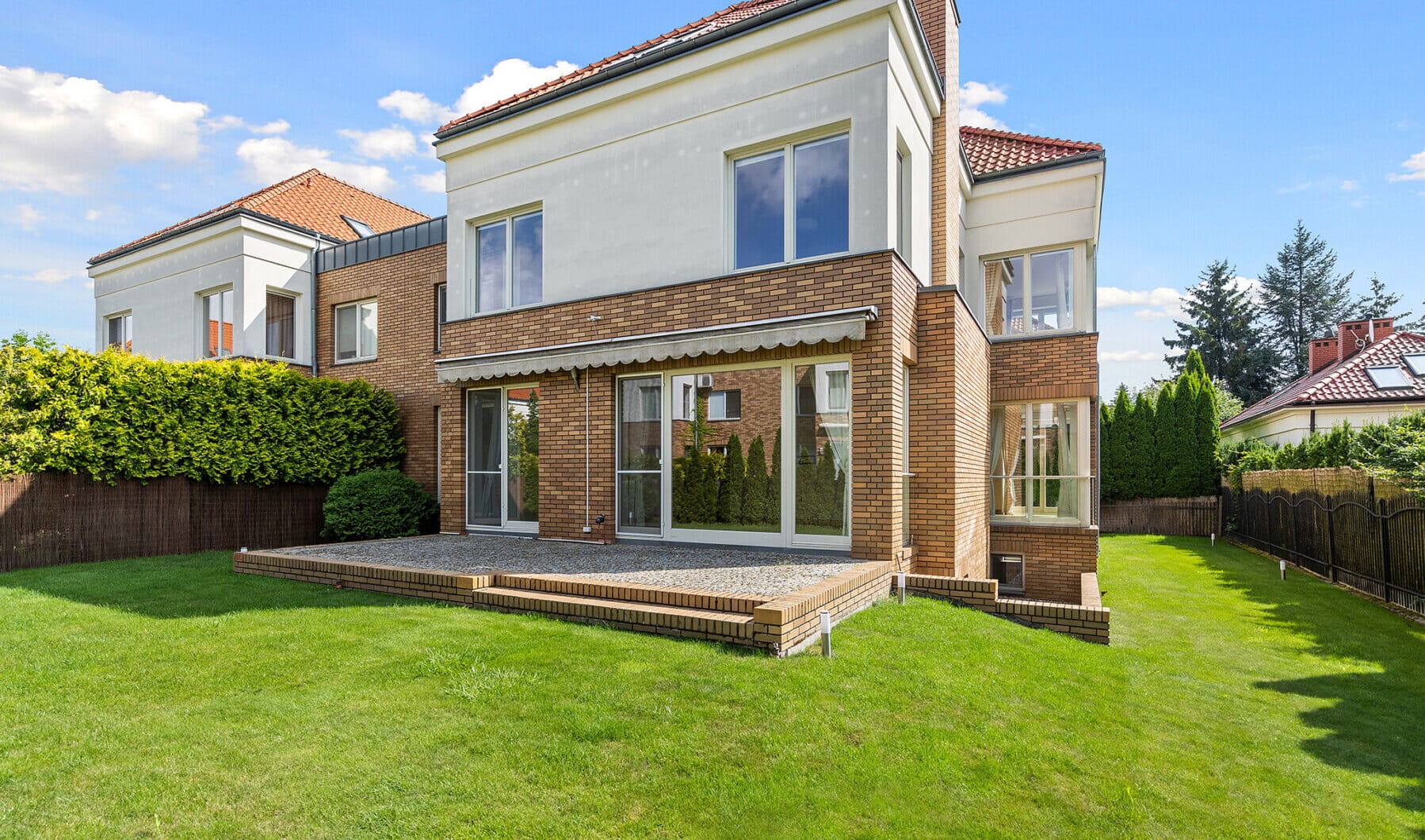 Dom na sprzedaż - Warszawa, Wilanów, Vilea Property Butique 1