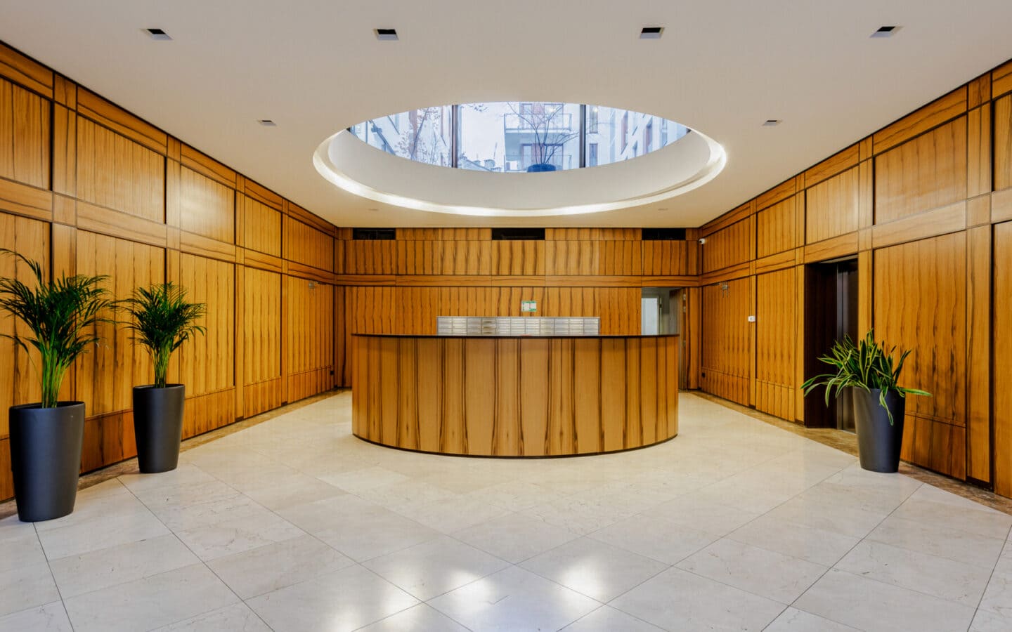 Mieszkanie do wynajęcia - Warszawa, Śródmieście, ul. Piękna, Vilea Property Butique 1