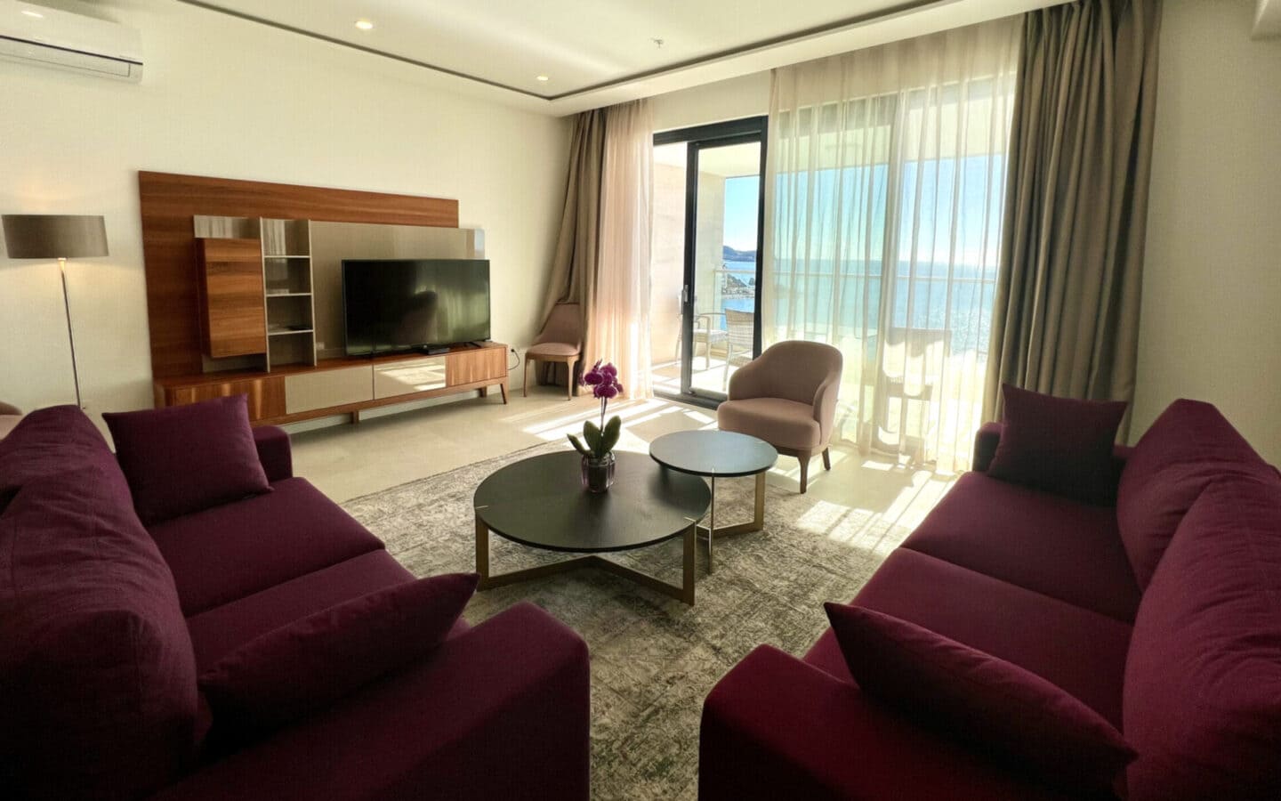 Mieszkanie na sprzedaż - Budva, ul. Rafailovići, Vilea Property Butique 1